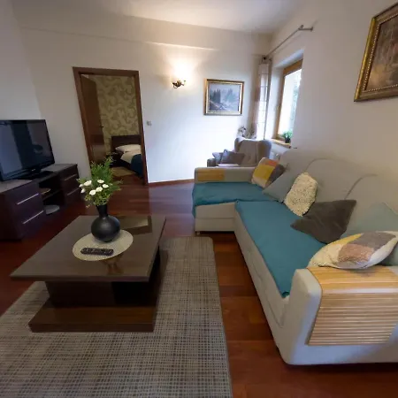 Apartament Holiday Gorace Zrodla *