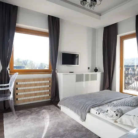 Holiday Gorace Zrodla